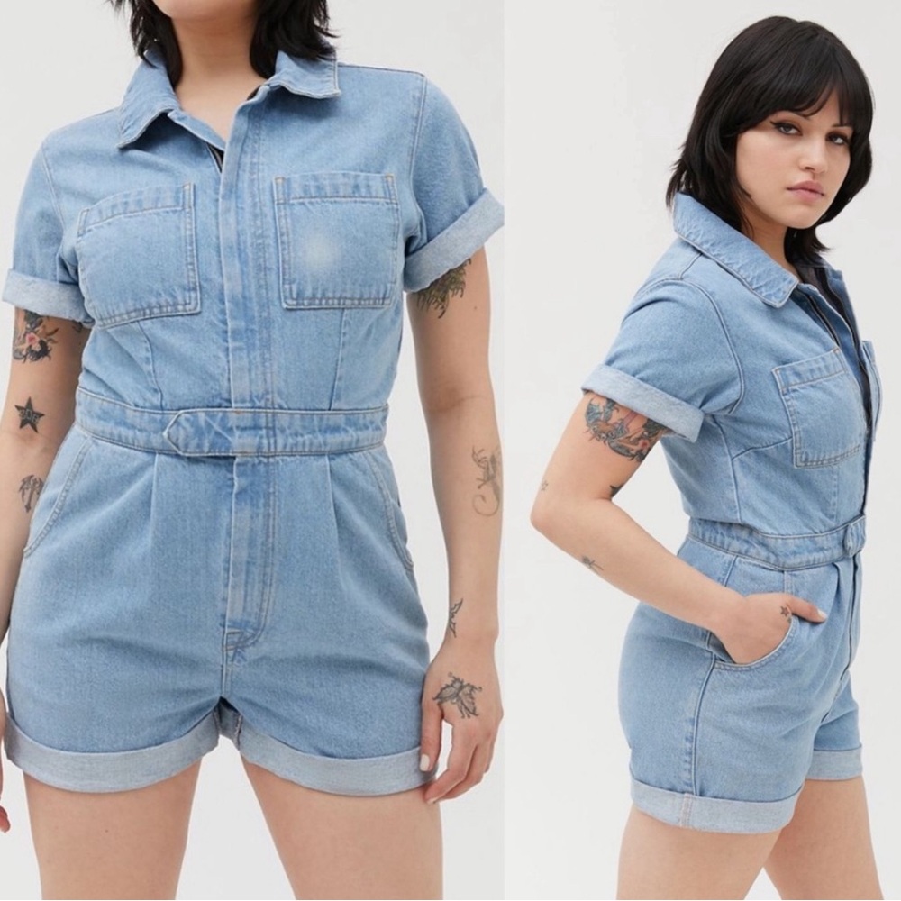 Women’s Small BDG URBAN OUTFITTERS Blue Denim Mom Shortall Coverall Romper